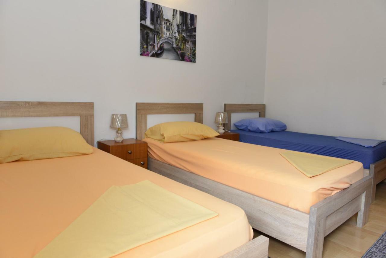 Enko 1 Apartment ติวัต ภายนอก รูปภาพ
