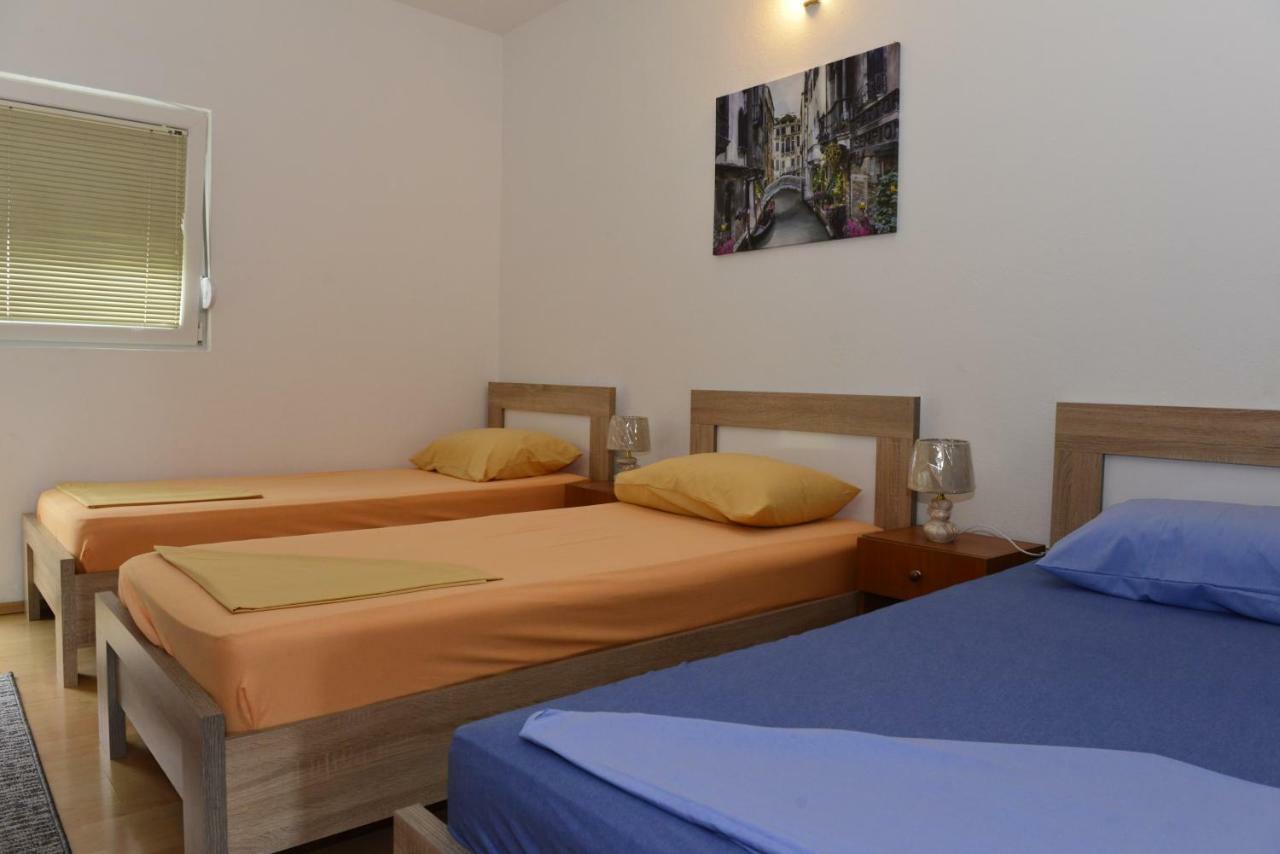 Enko 1 Apartment ติวัต ภายนอก รูปภาพ
