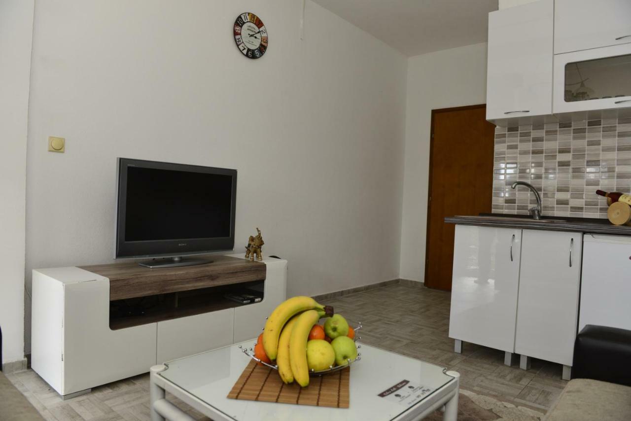 Enko 1 Apartment ติวัต ภายนอก รูปภาพ